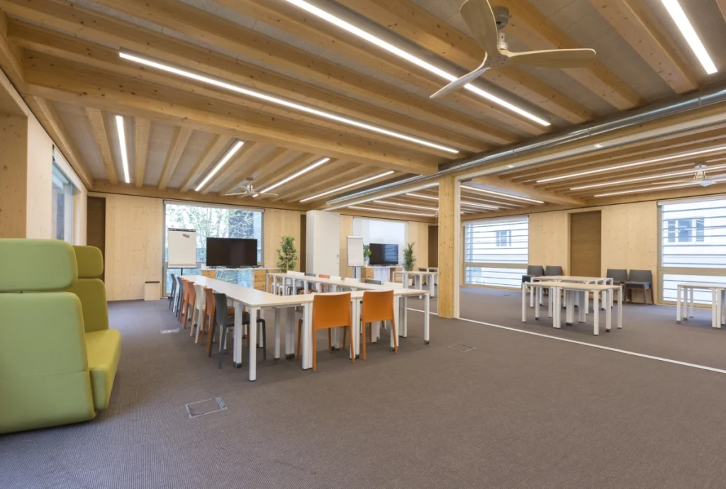 Grande salle de réunion aménageable à Focus l'Orangerie Lyon 2