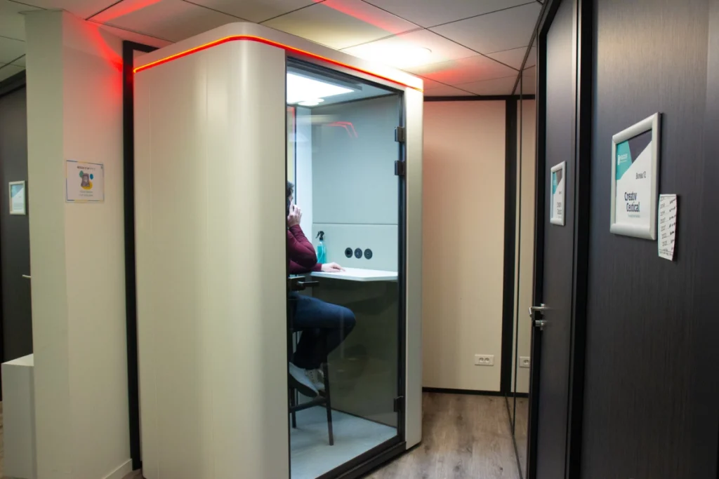 Bulle téléphonique Focus l'Eldorado Corworking à Lyon 3