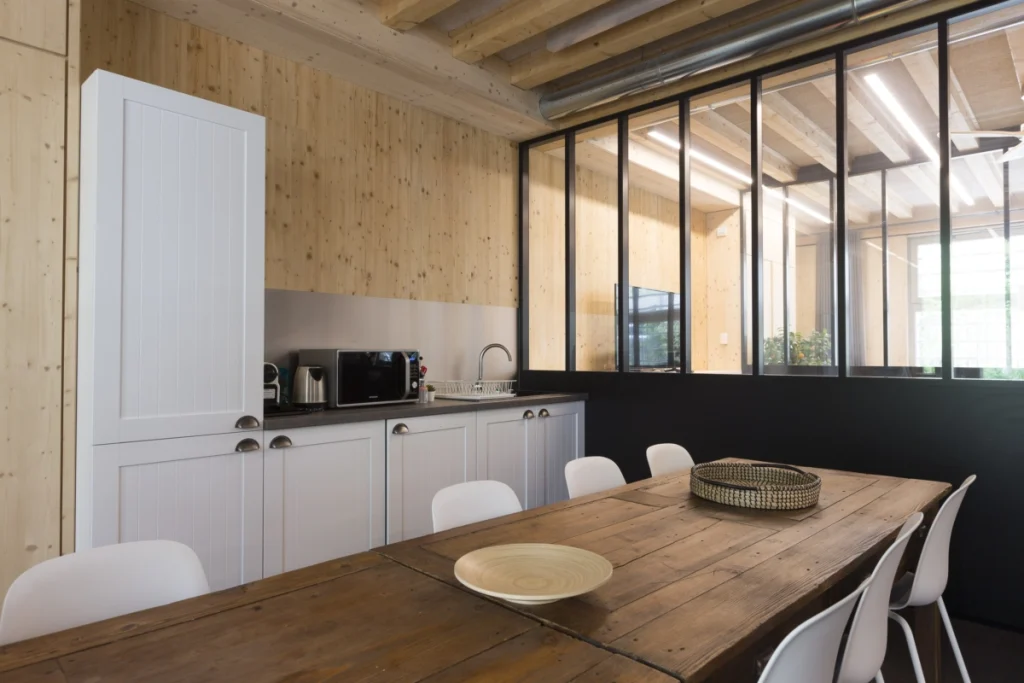 Grande cuisine équipée Focus l'Orangerie espace de coworking à Lyon 2