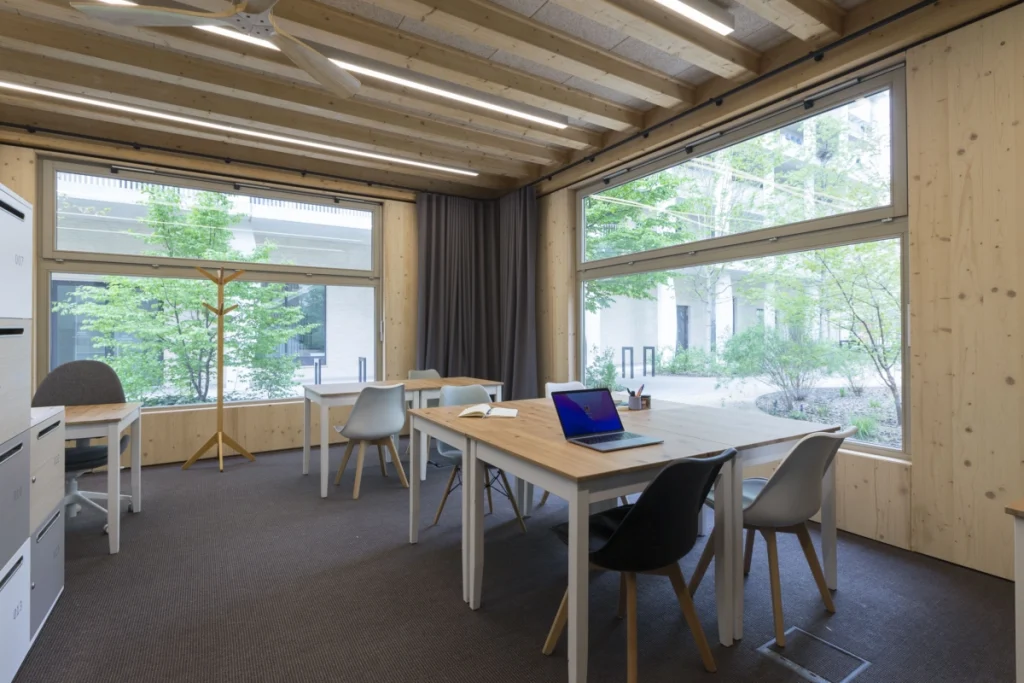 poste de travail Focus l'Orangerie espace de coworking à Lyon 2