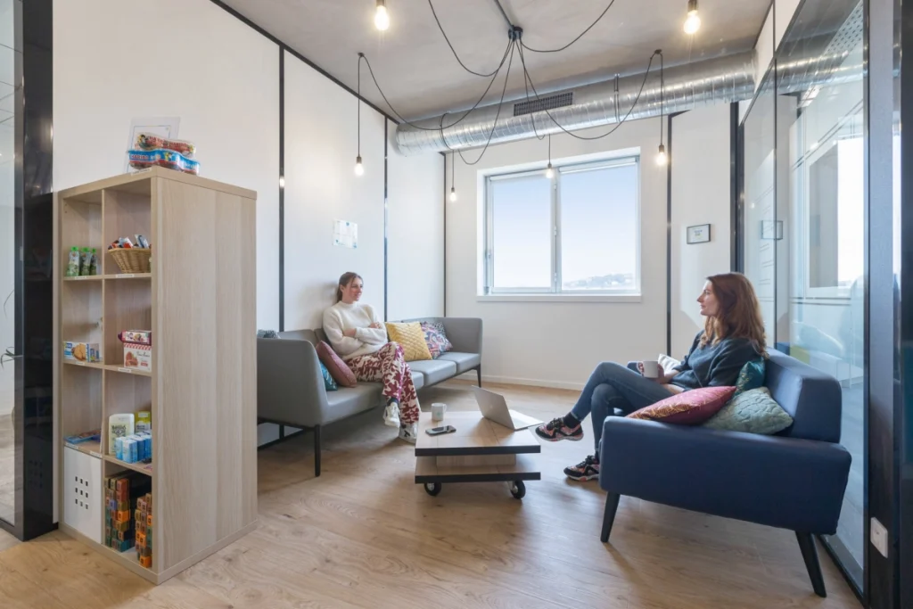 Espaces communs chaleureux à Focus Rives-de-Saône