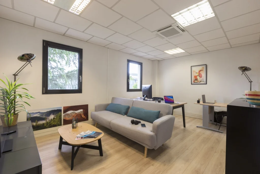 Espace commun confortable à Focus Stiduio Coworking Lyon 9